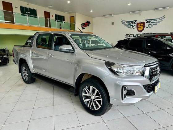 TOYOTA HILUX 2.7 SRV 4X2 CD 16V FLEX 4P AUTOMÁTICO